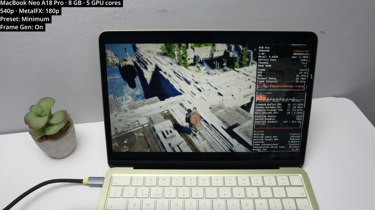 Crimson Desert fonctionne sur A18 Pro, mais la capture est un peu floue.