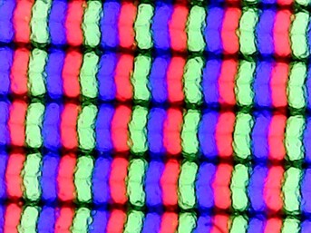 Matrice de sous-pixels légèrement floue en raison de la superposition de la matrice