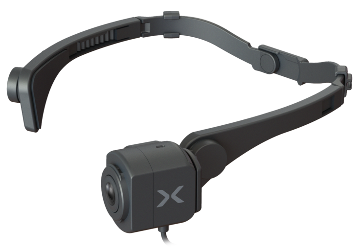 La CX-WL100 de Xacti peut être portée à l’aide d’un support fixé sur la tête, permettant à cette caméra compacte de suivre le point de vue de la personne qui la porte.