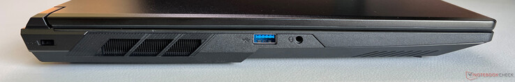 À gauche : USB-A 3.2 Gen.1 (5 GBit/s), prise audio 3,5 mm
