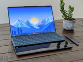 Test du Lenovo Yoga Book 9 14IAH10 : double écran, sans poids doublé
