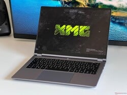 Le XMG Evo 14 est un très bon ordinateur portable polyvalent