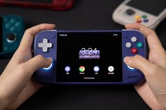 Le Retroid Pocket Nova est un appareil portable fonctionnant sous Android.