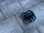 Le DJI Avata a de nouveau fuité sur Weibo dans ce qui pourrait être son design final. (Image source : Weibo)