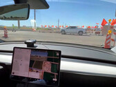 La FSD 12 navigue sur les chantiers routiers (image : Sawyer Merritt/X)