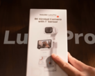 Emballage de vente au détail de l'Insta360 Luna Pro.