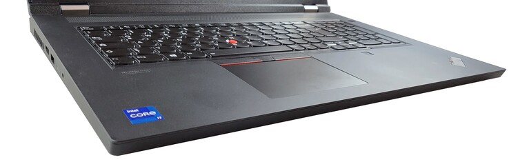 Test de l'ordinateur portable Lenovo ThinkPad P17 G2 : Une station de  travail massive avec des mises à niveau internes - Notebookcheck.fr