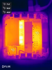 Test de stress Asus ExpertCenter PN54 (face inférieure ouverte)