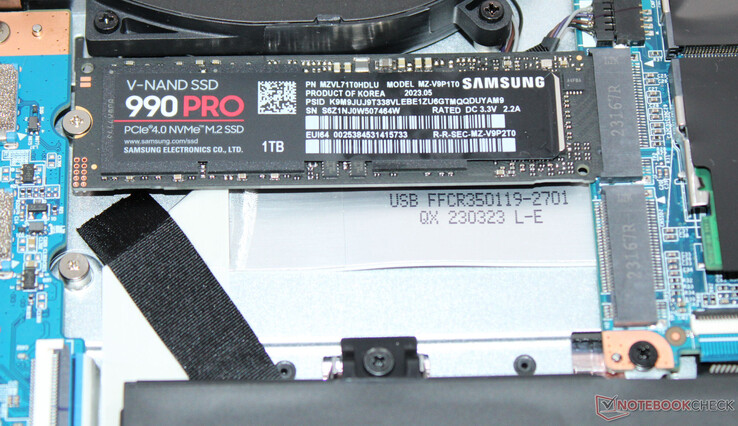 L'Apex peut accueillir deux disques SSD.