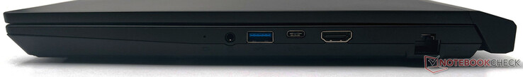 A droite : LED de la batterie, prise audio combo 3,5 mm, USB 3.2 Gen1 Type-A, USB 3.2 Gen1 Type-C, sortie HDMI 2.0b, RJ-45 Gigabit Ethernet