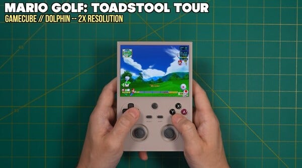 L'Anbernic RG477V rencontre quelques problèmes d'émulation à cause de son GPU Mali. (Source de l'image : Retro Game Corps)