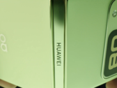 Le Huawei Nova Flip sera doté d'un écran externe carré. (Source : IT Home)