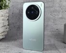 Le Vivo X200 FE est la version indienne du Vivo X200 Pro Mini (photo). (Source de l'image : Notebookcheck)