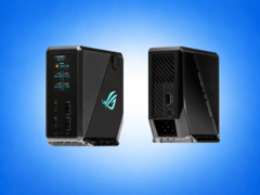 Station de recharge ROG Flux d'une puissance de 260 W, offrant une capacité de recharge de 140 W et dotée d'un écran LCD de 1,9 pouce