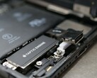 L'"iPhone USB" est maintenant mis aux enchères. (Source : Ken Pillonel via eBay)