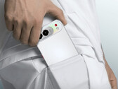 Pour l'instant, seule la version de 512 Go est disponible à la vente. Sur la photo : une image promotionnelle montrant l'arrière du téléphone.