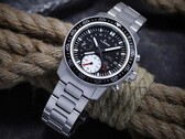 La Sinn 613 St UTC est animée par le mouvement Sinn Calibre SZ02 (Image source : Sinn)