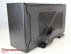 Le MasterCase EG200, fourni par Cooler Master.