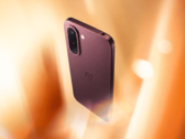 Le OnePlus N6x en rouge bordeaux.