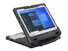 Le Toughbook 33 de Panasonic est désormais livré avec des processeurs Intel vPro de 10e génération pour succéder aux anciens modèles Kaby Lake (Source : Panasonic)