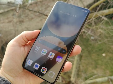 Smartphone de test Realme GT7 Pro (Image source : Marcus Herbrich)