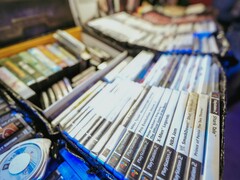 Selon Jason Schreier, Sony tire environ 54 % de revenus supplémentaires des ventes de jeux numériques.