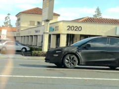 La nouvelle Model Y de Tesla, dont le nom de code est Juniper, s&#039;annonce comme un lifting assez intrigant. (Source de l&#039;image : @Y2KColin sur X/Twitter)
