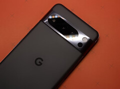 Google a intégré son capteur de température orienté vers l&#039;arrière dans trois smartphones jusqu&#039;à présent. (Source de l&#039;image : Samuel Angor - Unsplash)