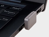 La clé USB SSPJ-UTC de I-O Data s'appuie assez bien sur le port USB-C. (Source de l'image : I-O Data)