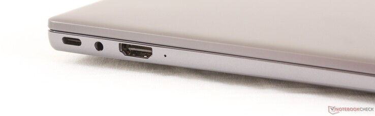 Côté gauche : USB C (DisplayPort et charge), combo audio 3,5 mm, HDMI.