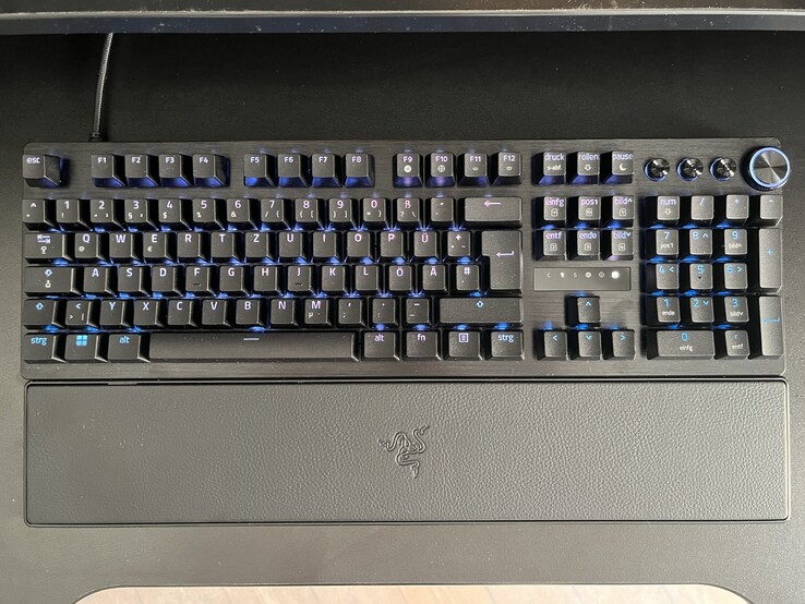 La Razer Huntsman V3 Pro est dotée de fonctions importantes pour l'e-sport, telles que la gâchette rapide (Image : NBC).