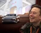 Ellon Musk s'est rendu sur les réseaux sociaux pour se moquer de Lucid, qui a adopté le matériel de recharge NACS de Tesla. (Source de l'image : PowerfulJRE sur YouTube/Tesla/Lucid - édité)