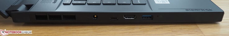 Côté gauche : entrée secteur, Thunderbolt 3, HDMI, USB A 3.1 Gen2.