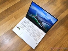 AMD Ryzen 9 Asus Zephyrus G14 continue de bénéficier d'une remise, désormais réduite à seulement 1200 USD