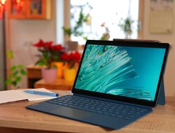 Examen de la Lenovo Yoga Tab Plus. Appareil de test fourni par Lenovo Allemagne. Examen de la Lenovo Yoga Tab Plus. Appareil de test fourni par Lenovo Allemagne.