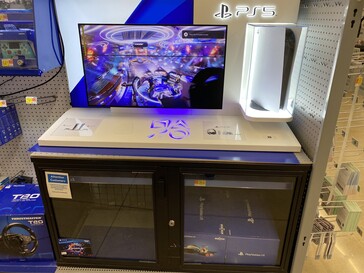 Kiosque de démonstration de PS5. (Source de l'image : NeoGAF - Kyshakk)