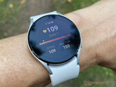 Vous ne devez pas mettre à jour la Galaxy Watch4 ou la Galaxy Watch4 Classic avec une version de firmware se terminant par 'GVI3'. (Image source : NotebookCheck)