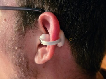 Baseus MC1 Pro avec crochets auriculaires en titane