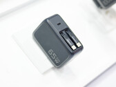 ESR a dévoilé deux nouveaux chargeurs de 65 W avec câbles USB-C intégrés