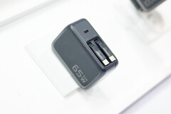 ESR a dévoilé deux nouveaux chargeurs de 65 W avec câbles USB-C intégrés