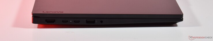 gauche : HDMI, USB-C 3.2 Gen 1, USB4, USB-A 3.2 Gen 1, Audio 3,5 mm