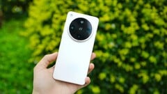 Le successeur de l&#039;Oppo Find X8 Ultra est prêt à être lancé dans le monde entier. L&#039;Oppo Find X9 Ultra sera en concurrence avec le Xiaomi 17 Ultra et le Vivo X300 Ultra en Europe également. (Source de l&#039;image : Digital Chat Station)