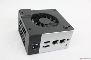 Dessus avec couvercle métallique extérieur enlevé