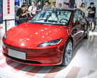 La Model 3 Highland dans une salle d'exposition à Pékin (image : Tesla China)