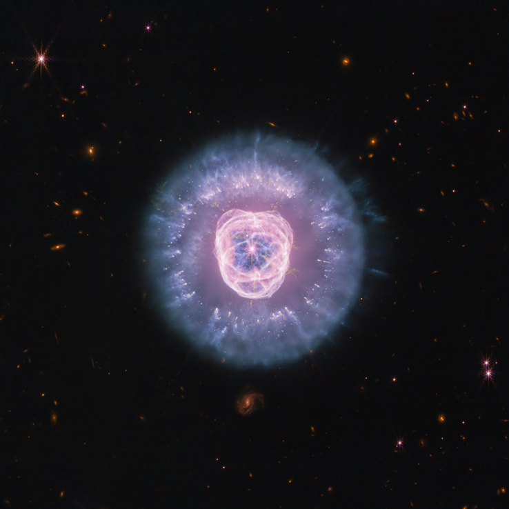 Une image de NGC 2392 prise par le télescope spatial James Webb à l'aide des instruments NIRCam et MIRI.