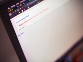 Écran d'ordinateur portable affichant une erreur « Authentification échouée » après une tentative de connexion infructueuse.
