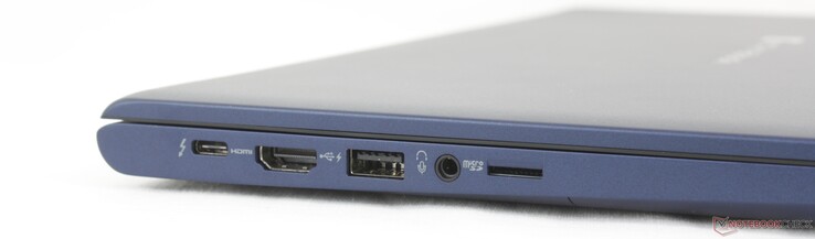 À gauche : USB-C Thunderbolt 4 avec DisplayPort + Power Delivery, HDMI 2.1, USB-A 3.2 Gen. 1, casque d'écoute 3,5 mm, lecteur MicroSD