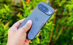 Les tests montrent que les Tensor G5 et G6 sont à la traîne par rapport à leurs concurrents en termes de performances par watt (photo du Pixel 10)
