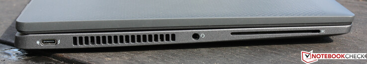 A gauche : USB Type-C avec Thunderbolt 4, combo audio, SmartCard