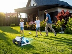 La tondeuse robotisée Luba mini AWD LiDAR de Mammotion sera bientôt commercialisée. (Source de l&#039;image : Mammotion)